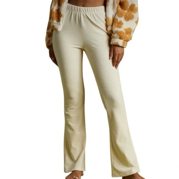 Billabong High Rise Flare Pants M Cream Corduroy 70s A Sunset Away BNWT - Picture 4 of 10